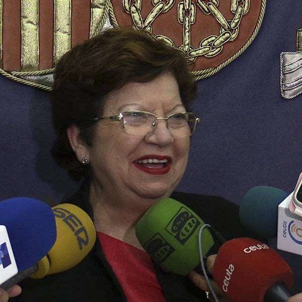 La delegada del Gobierno, Salvadora Mateos, durante su comparecencia ante la prensa (C,.A.)