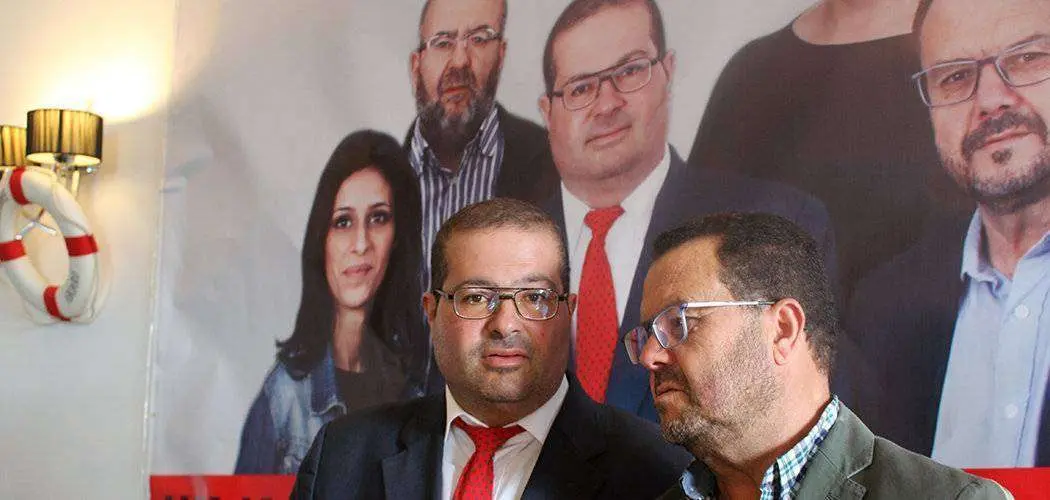 Mizzian (izquierda) y Musa charlan durante el acto de presentaci&oacute;n de la candidatura de CPC-PDSC (C.A.)