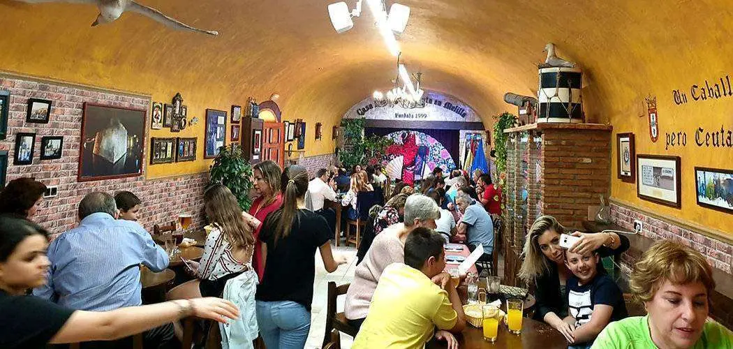 Celebraci&oacute;n del D&iacute;a de la Madre en la Casa de Ceuta en Melilla (CEDIDA)