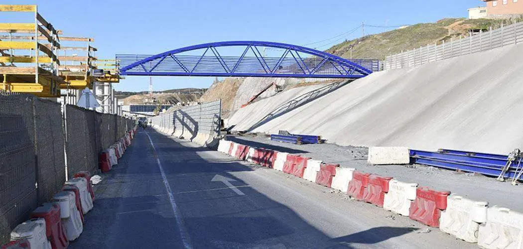 Paso elevado en la 352 (C.A.)