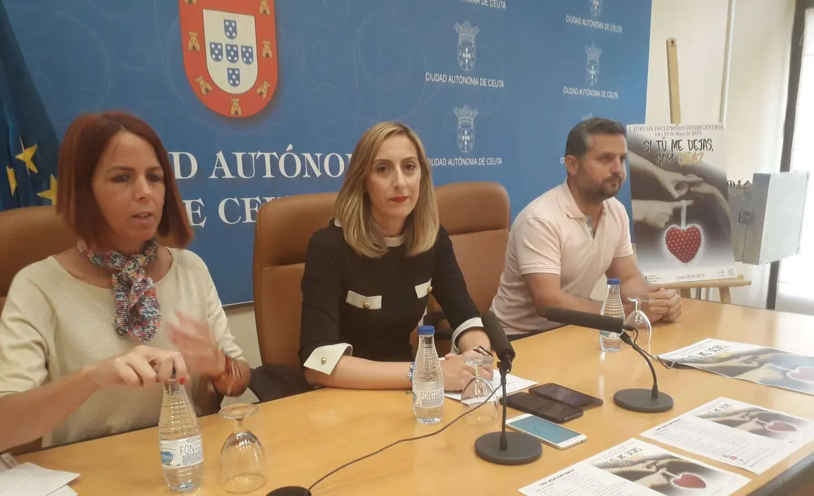 Acto de presentaci&oacute;n de las jornadas ante la prensa (C.A.)
