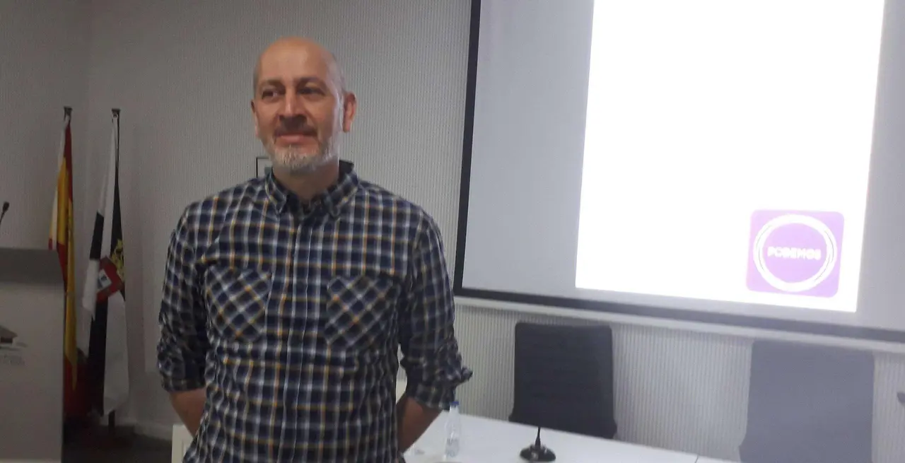 El l&iacute;der de Podemos-Ceuta, Ram&oacute;n Rodr&iacute;guez (C.A.)
