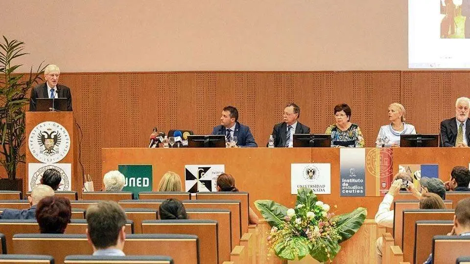 Un momento del acto de inauguraci&oacute;n (C.A.) RESER SERVICIOS