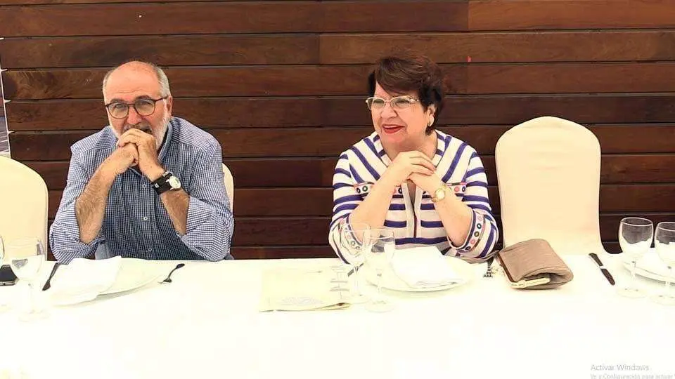 La delegada del Gobierno, Salvadora Mateos, junto a su jefe de gabinete, Juan Hern&aacute;ndez (C.A./ARCHIVO)