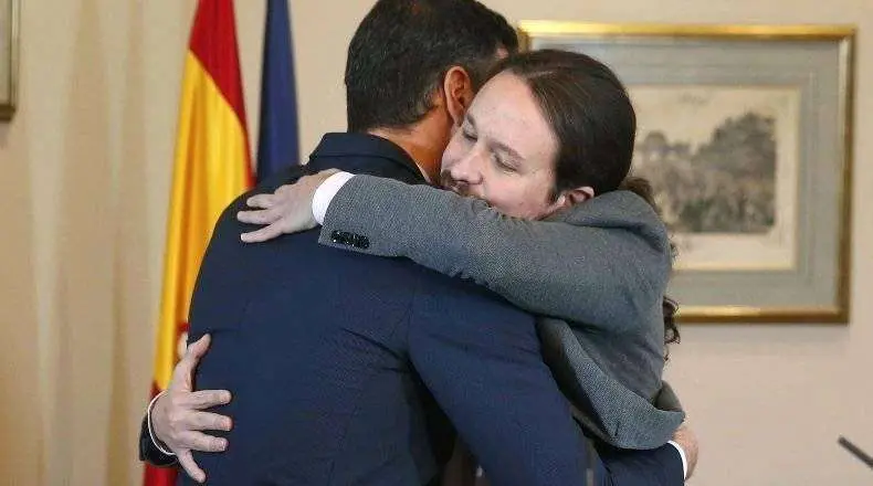 pablo_iglesias_pedro_sanchez_1_crop1573578769937.jpg_525981578