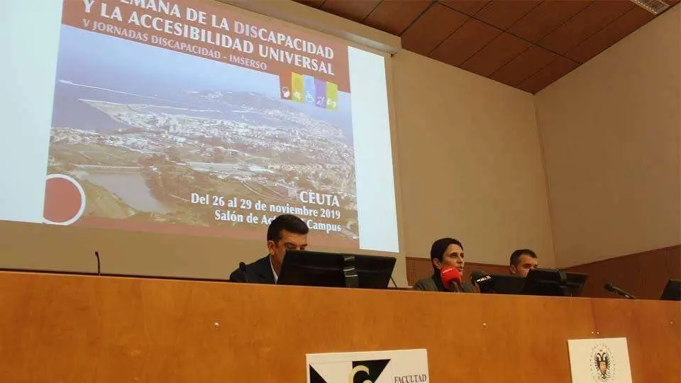 Mesa inaugural de la III Semana de la Discapacidad y la Accesibilidad (C.A.)