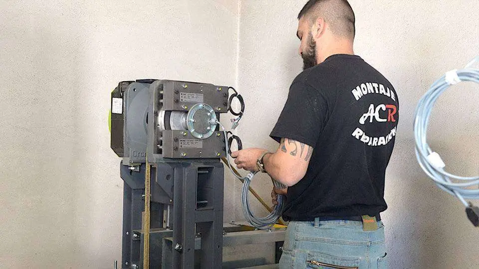 Un operario, en pleno trabajo (CEDIDA)