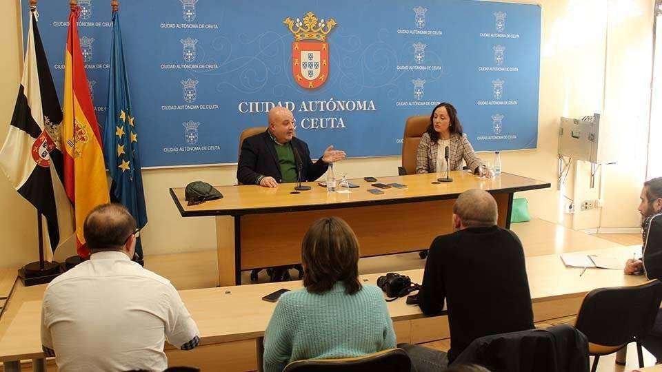 Rodríguez y Vázquez, durante su comparecencia de esta tarde ante los periodistas (C.A.)