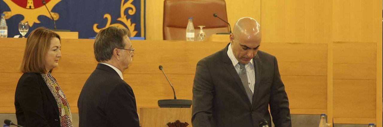 Ruiz toma posesión como vicepresidente 1º de la Mesa de la Asamblea