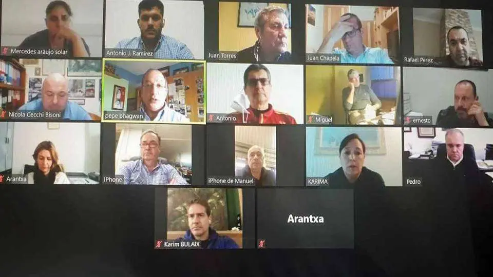 Directivos de la CECE y representantes de los sectores empresariales de la ciudad, durante la videoconferencia celebrada ayer (CEDIDA)