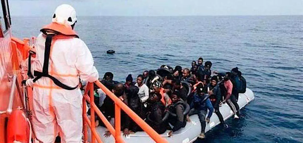 8249_inmigrantescanarias-km1g-620x349abc
