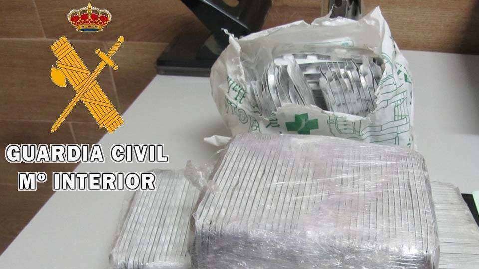 Parte de los comprimidos incautados por la Guardia Civil (GUARDIA CIVIL)