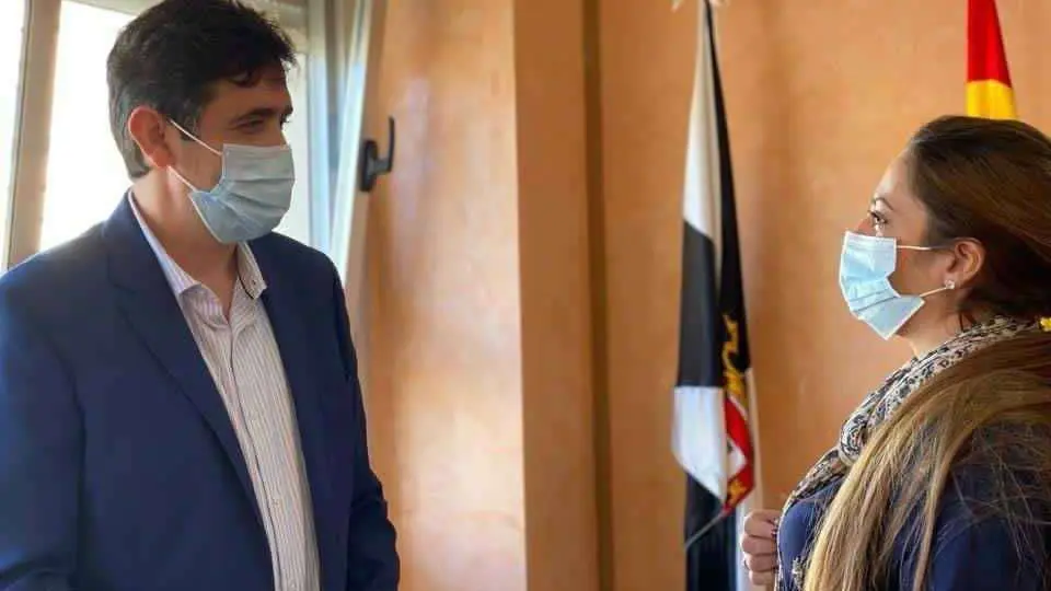 Un momento de la reuni&oacute;n celebrada hoy en la Direcci&oacute;n Provincial de Educaci&oacute;n (CEDIDA)
