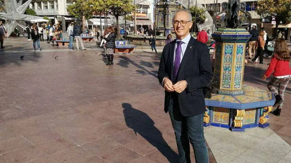 El presidente de la Mancomunidad de Municipios del Campo de Gibraltar, Juan Lozano (C.A.)