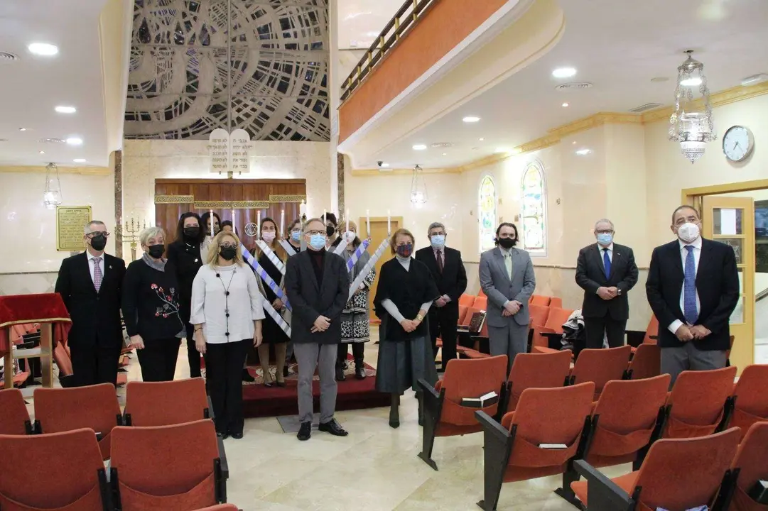 PHOTO-2020-12-13-20-14-00