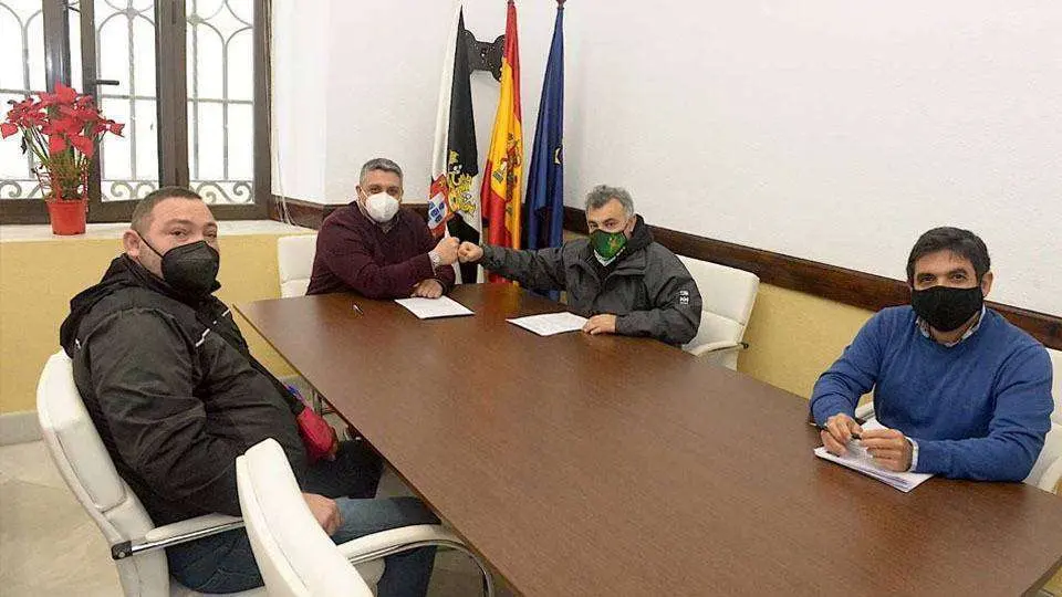 Acto de la firma de renovaci&oacute;n del convenio (CEDIDA)