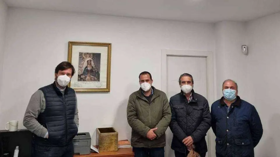 Directivos de la Casa de Ceuta en la parroquia del Corpus Christi (CEDIDA)