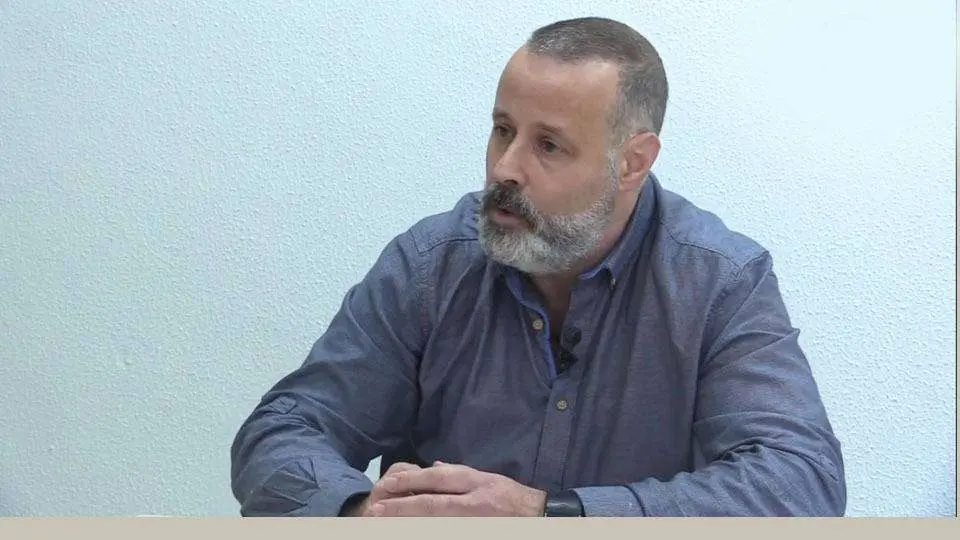 &aacute;ngel lara ccoo