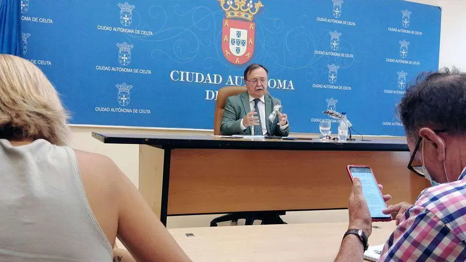 El presidente de la Ciudad, Juan Vivas, en el transcurso de una rueda de prensa (C.A./ARCHIVO)