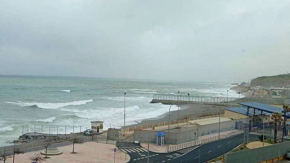Frontera y playa de El Tarajal (C.A.)