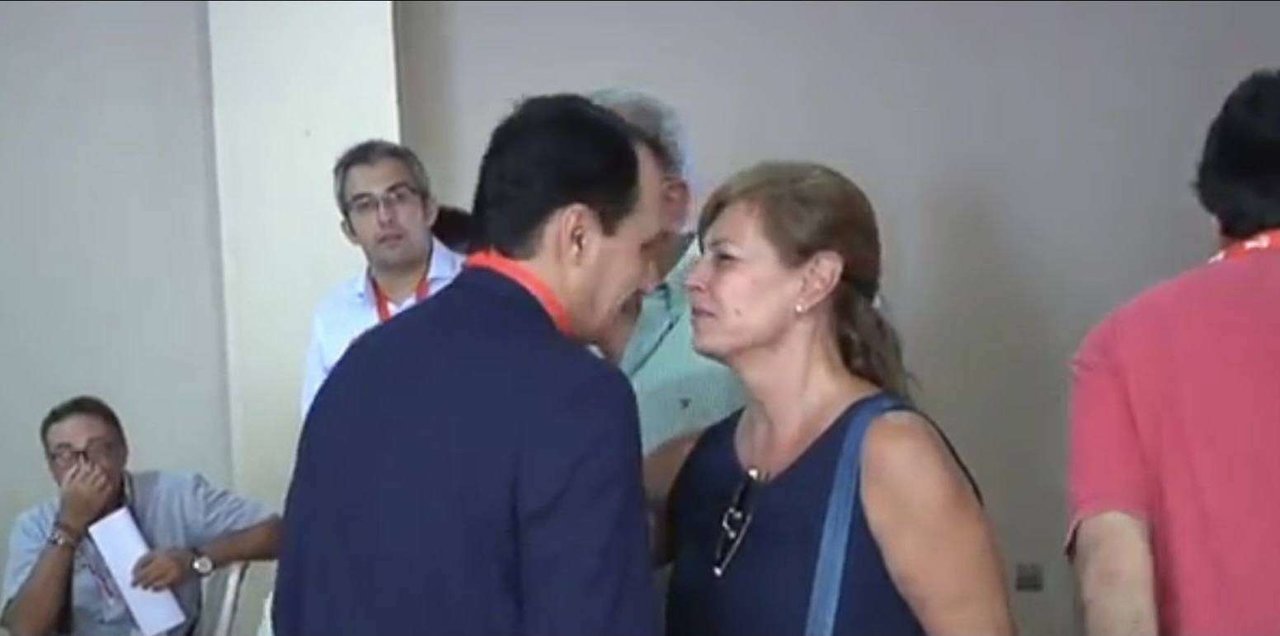 Manuel Hernández y Mabel Deu en el anterior Congreso Regional del PSOE (REDACCIÓN)
