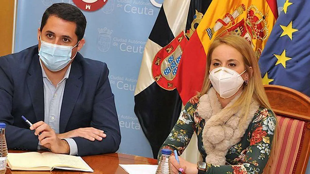 El consejero Turismo, Alejandro Ram&iacute;rez y la directora general del &aacute;rea, Tamara Guerrero (ARCHIVO)