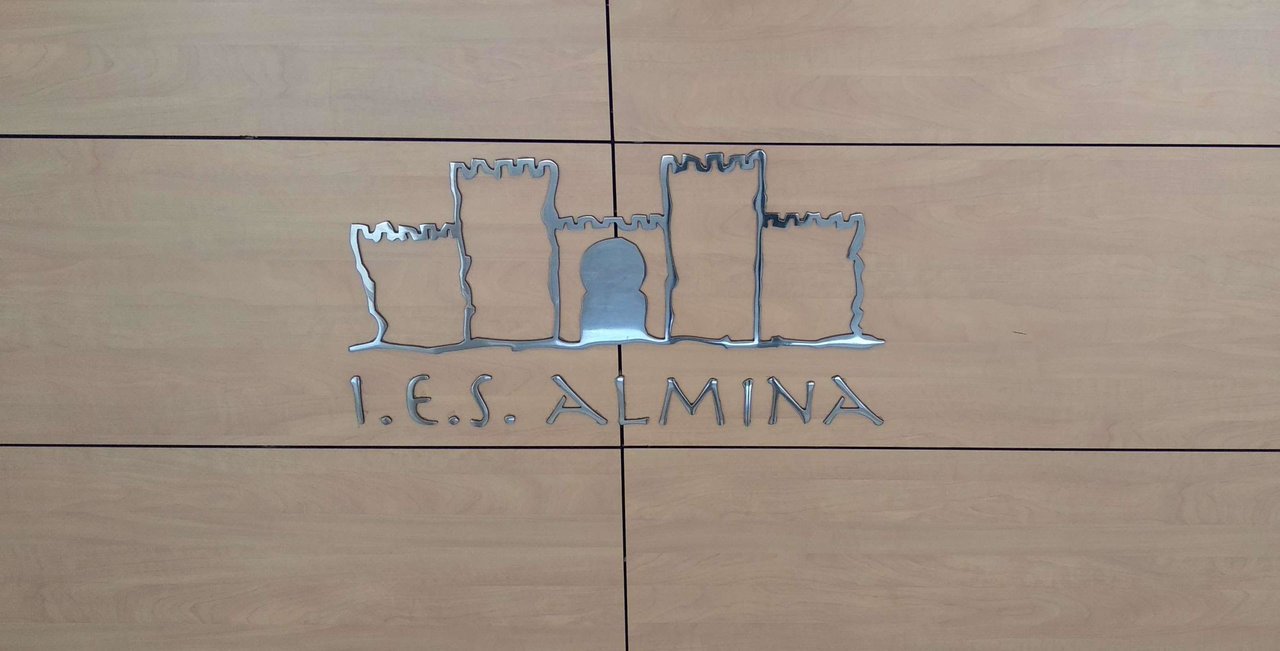 Logotipo del IES Almina