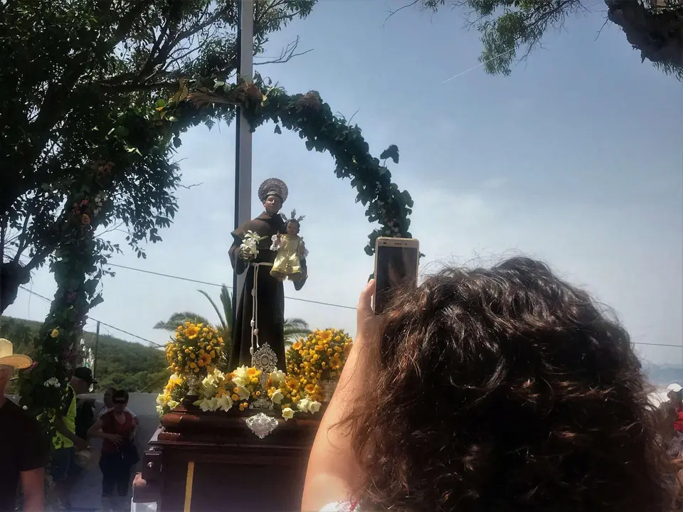 dentro