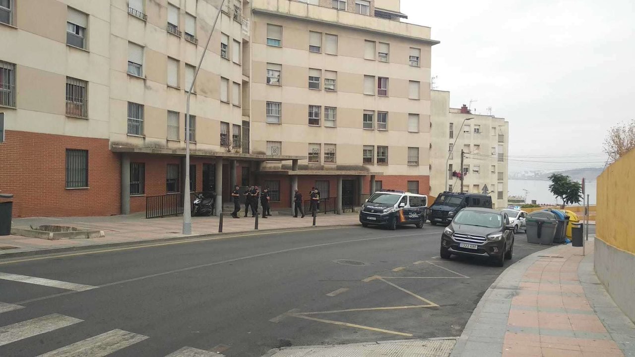 Operativo de la Policía Nacional en Miramar, Ceuta