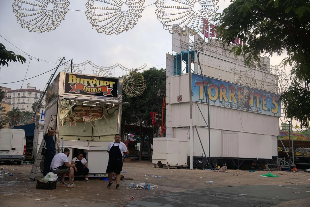El &uacute;ltimo amanecer en la Feria-32