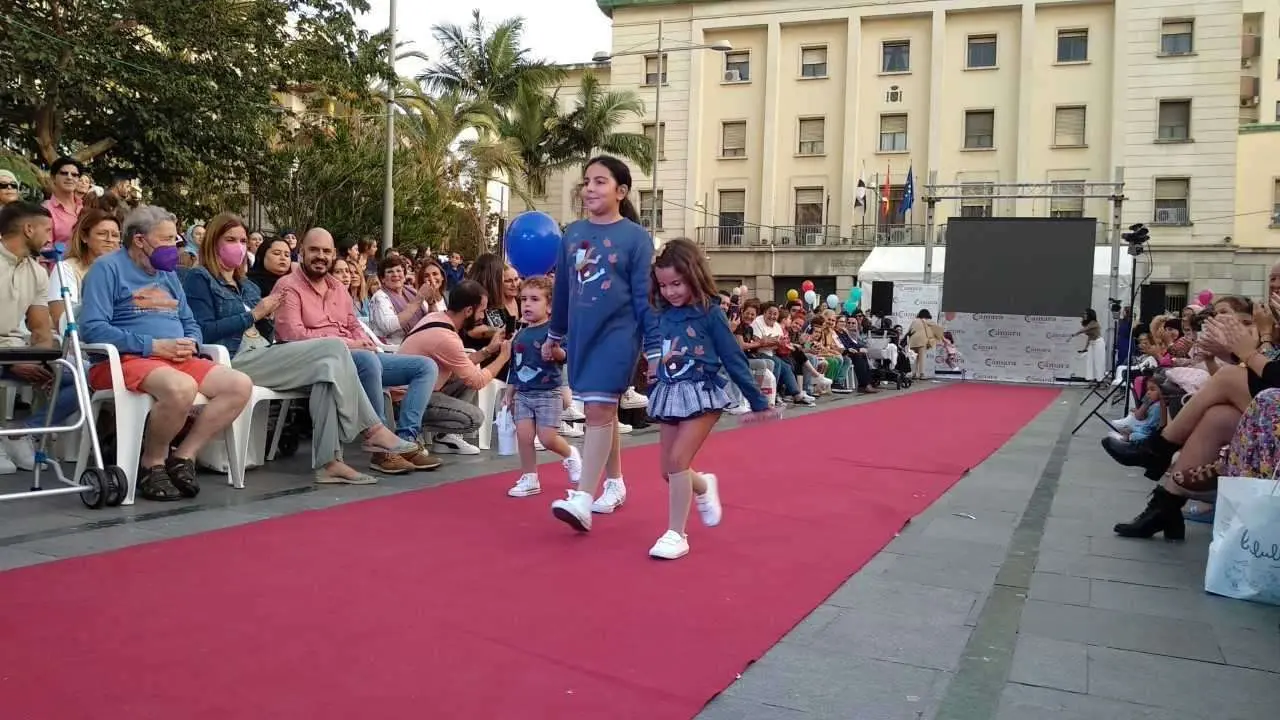 Pasarela de Moda Infantil de la Semana del Comercio