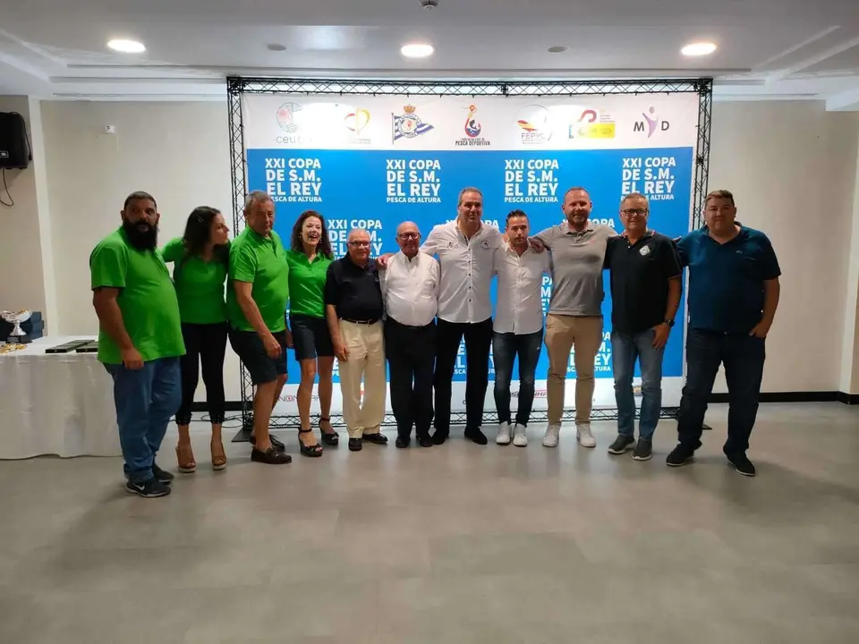 Entrega de premio Copa de SM el Rey de pesca de altura