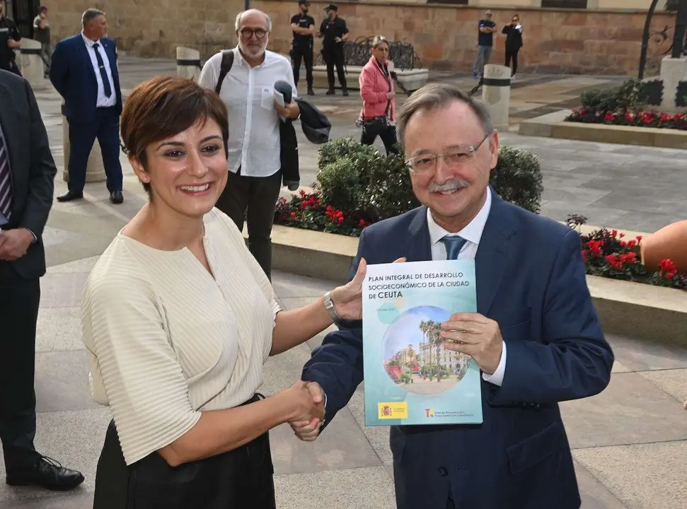 ministra de Pol&iacute;tica Territorial, y portavoz del Gobierno, Isabel Rodr&iacute;guez