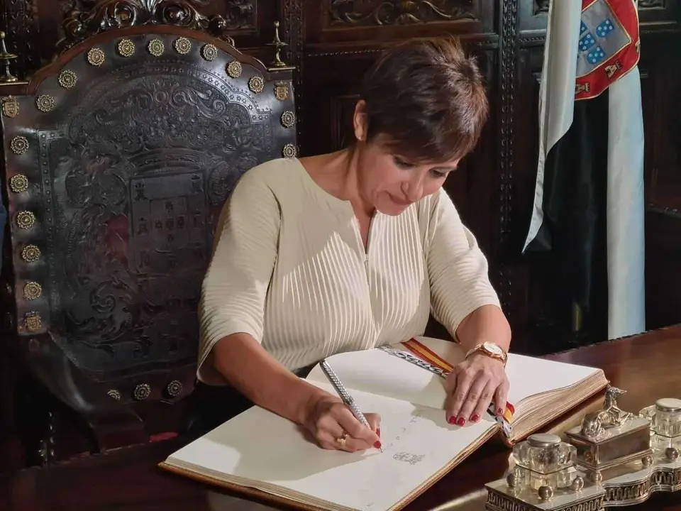 ministra de Pol&iacute;tica Territorial, y portavoz del Gobierno, Isabel Rodr&iacute;guez