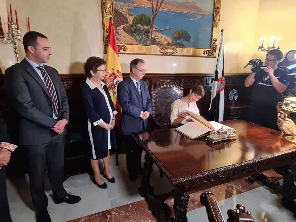ministra de Pol&iacute;tica Territorial, y portavoz del Gobierno, Isabel Rodr&iacute;guez