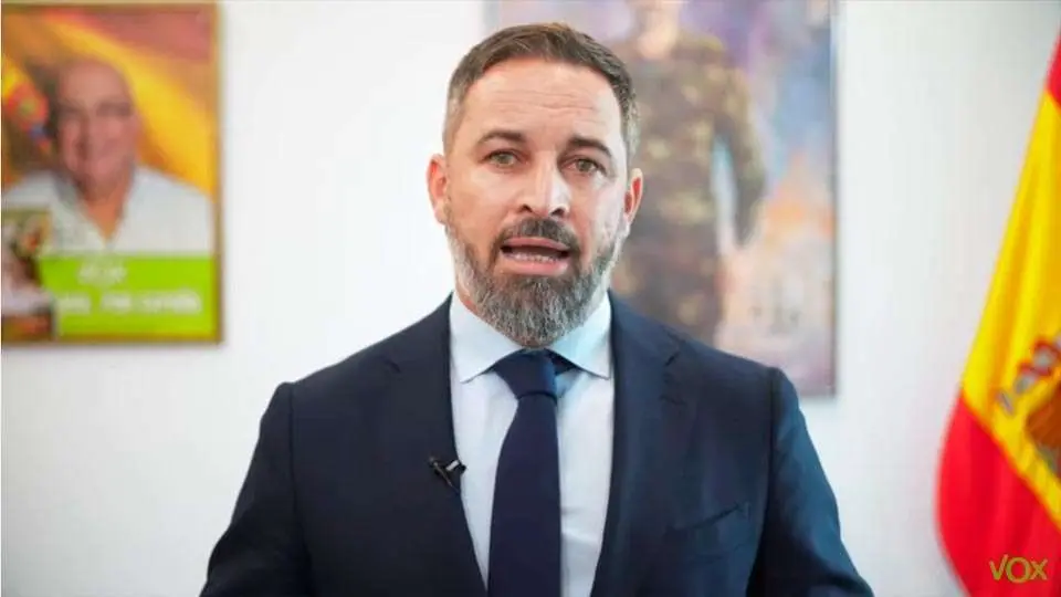 Captura del v&iacute;deo de presentaci&oacute;n de las jornadas protagonizado por Abascal >(REPRODUCCI&Oacute;N)