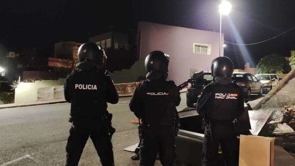 Agentes de la Policía Nacional desplegados en El Príncipe (C.A./ARCHIVO)