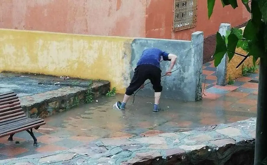2020060117043422845