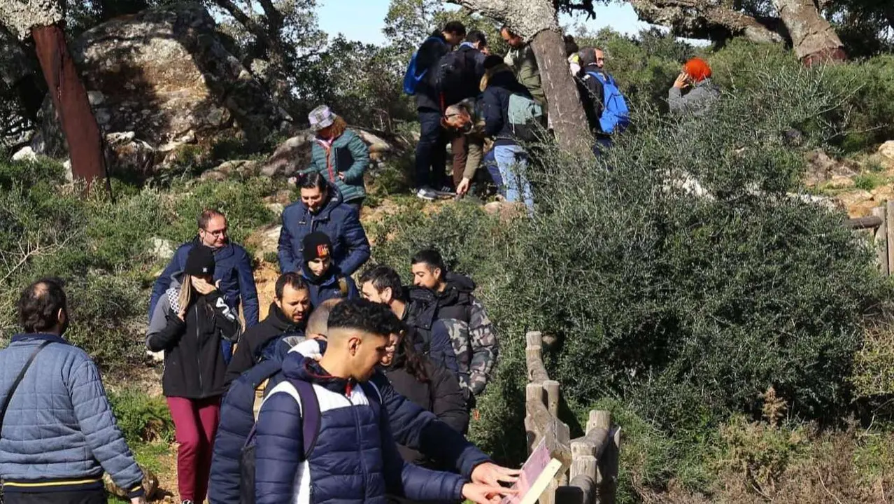 El 'Clara Campoamor visit&oacute; la Suberoteca de Andaluc&iacute;a, en los Alcornocales