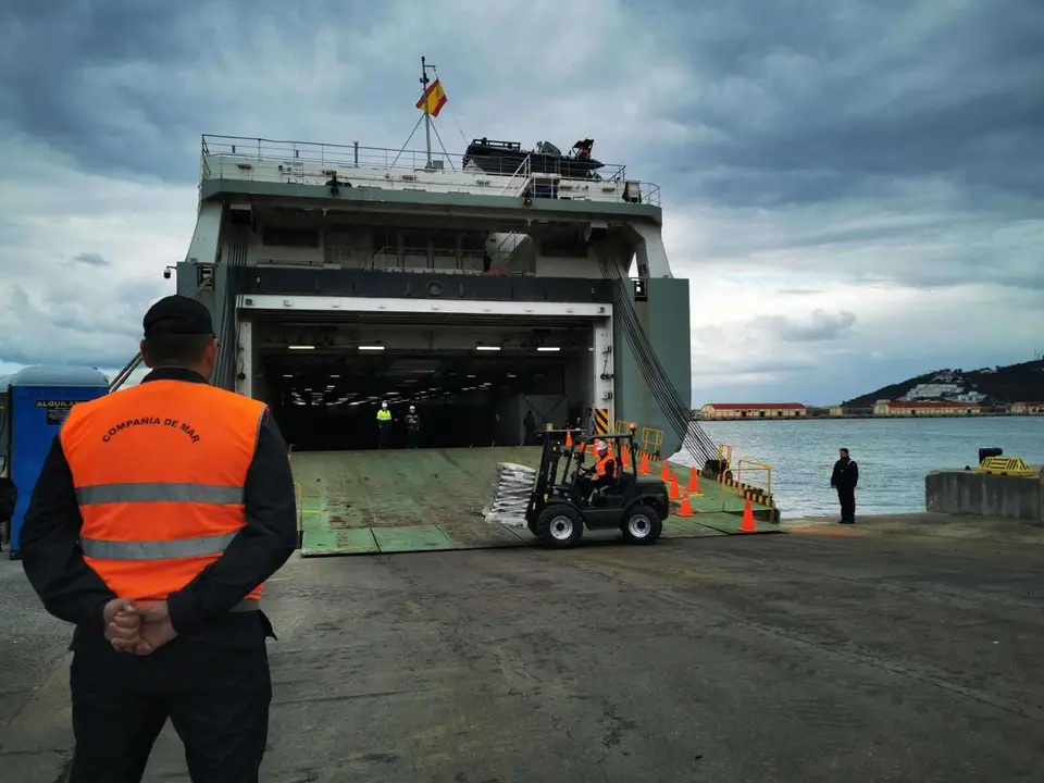 operaci&oacute;n de desembarque realizada por la Unidad Log&iacute;stica n&uacute;mero 23