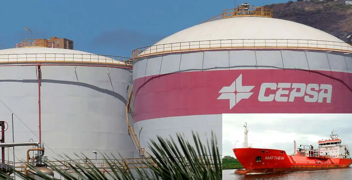 Esferas de Cepsa, en desuso por falta de mantenimiento (Archivo)