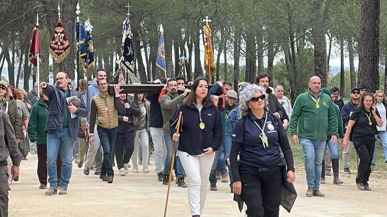 V&iacute;a Crucis de las Hermandades del Roc&iacute;o