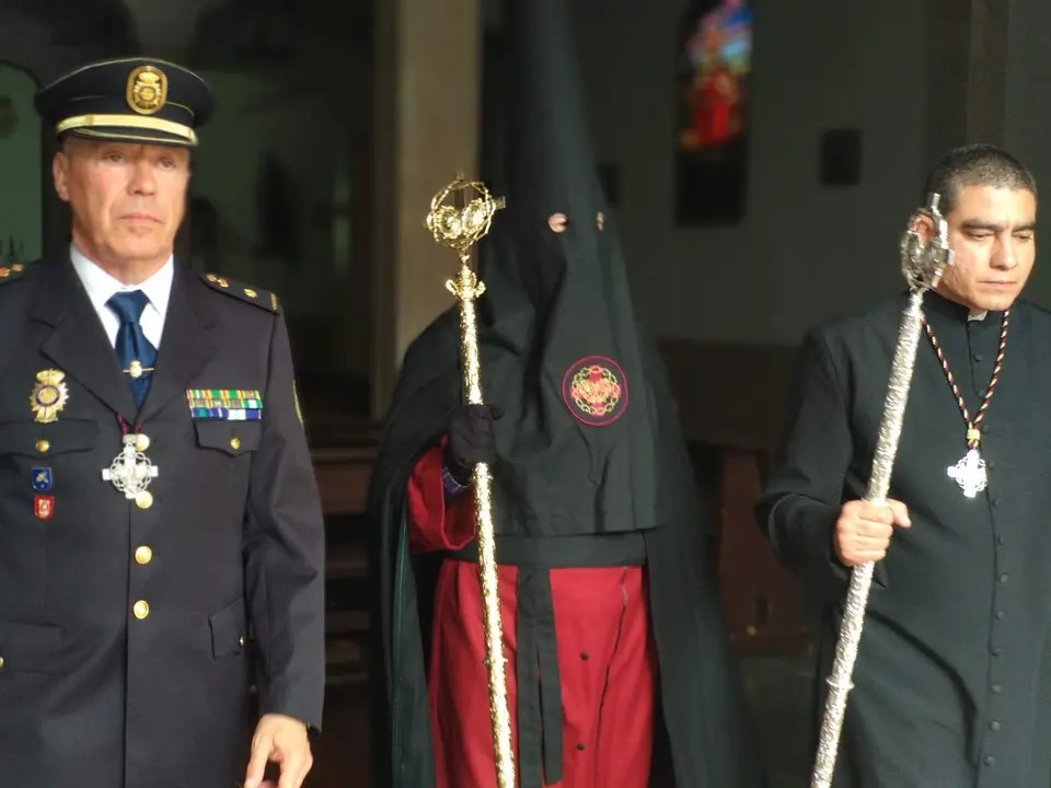 Jes&uacute;s Ca&iacute;do y la virgen de la Amargura