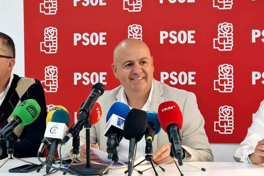  Juan Guti&eacute;rrez durante la comparecencia de este mi&eacute;rcoles en la sede del PSOE / Laura Ortiz 