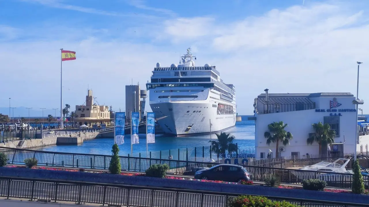 Crucero &laquo;MSC L&iacute;rica&raquo; (Fernando Borbolla