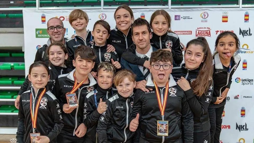 Los integrantes del equipo de k&aacute;rate ceut&iacute; (CEDIDA)