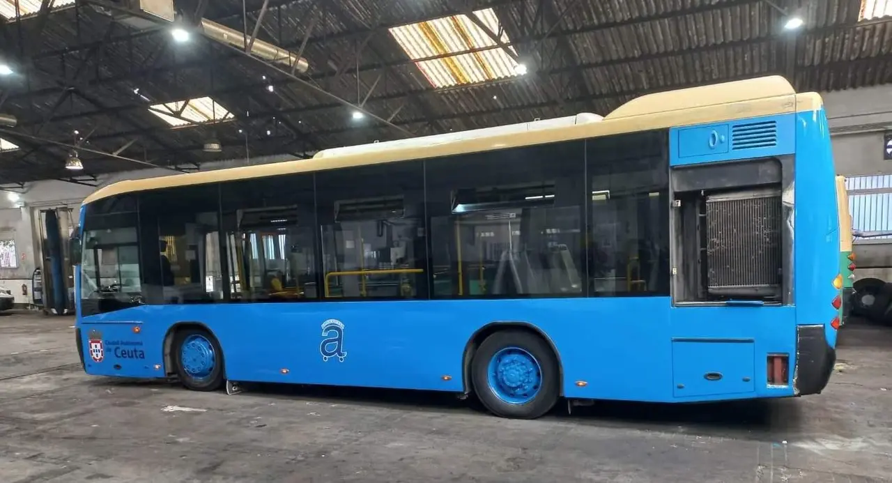 Autob&uacute;s
