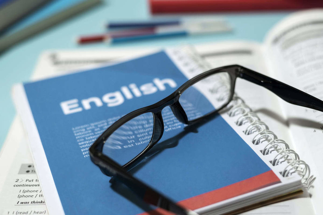  Impulsa tu carrera con cursos de inglés avanzado: La clave del éxito profesional 