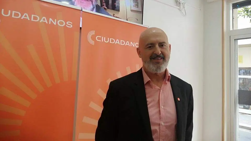 Javier Varga, durante el acto de fin de campa&ntilde;a (UTE)