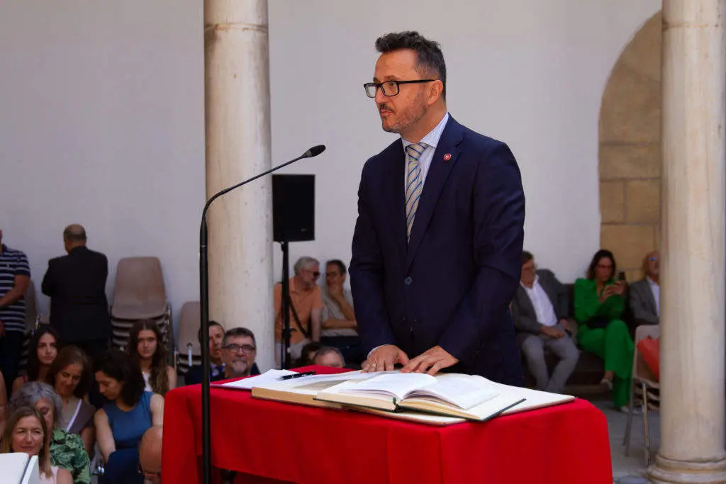 Salvador del Barrio Garc&iacute;a, vicerrector de la UGR en Ceuta y Melilla
